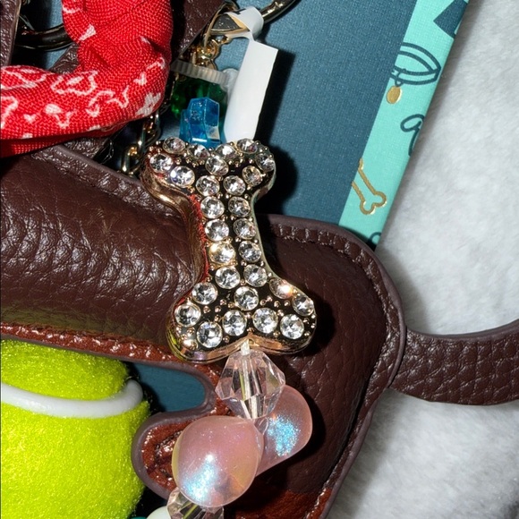 Piper K Dachshund Tennis Ball Scarf Bones Handbag Bag Charm Purse Key Ring Gold - Picture 2 of 4